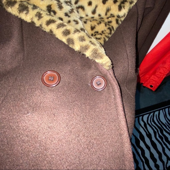 Beautiful brown w/animal print fur trim coat 12/14 - Picture 4 of 15